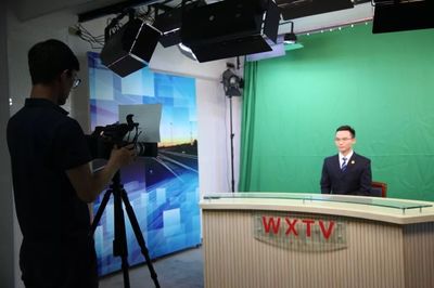 【诞生记】小电视台筹备那些事儿 电视节目制作的幕后揭秘